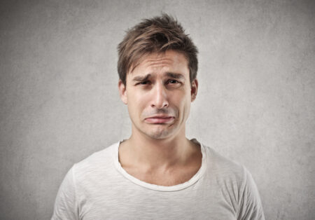 男性器の先に痛みがあるときに考えられる可能性のある病気とは