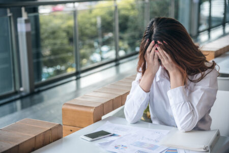女性がカンジダになる原因にはどのようなものがあるのでしょうか？